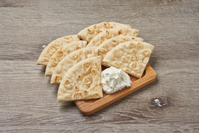 Tzatziki & Pita prepared by Greek Mansion